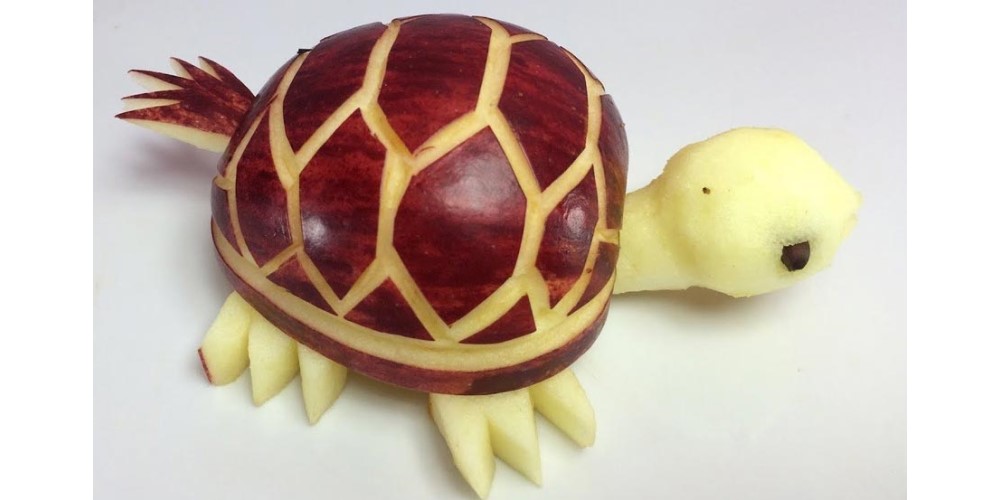 تزیین میوه مدل لاک‌پشت سیب