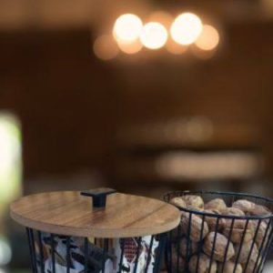 سبد بلوط فلزی